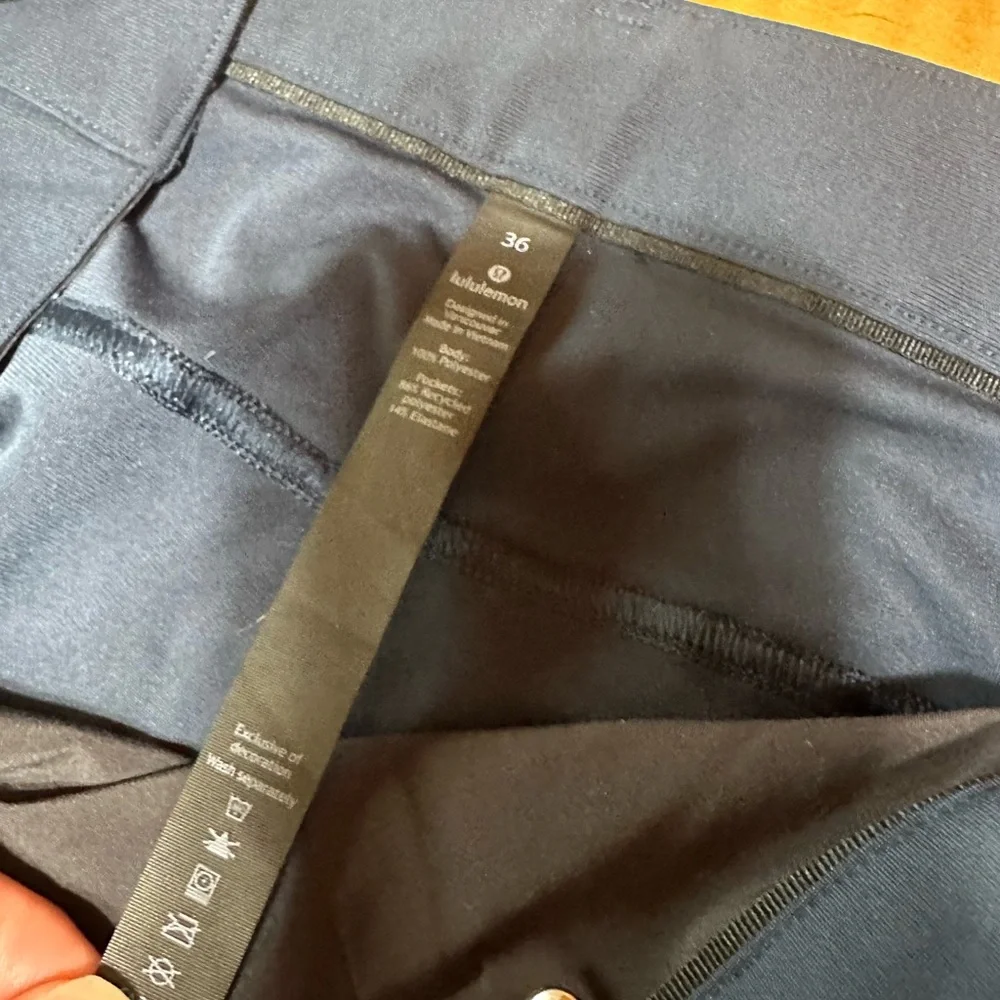 lululemon athletica dark navy Blue Men's Pants - Picture 7 of 7